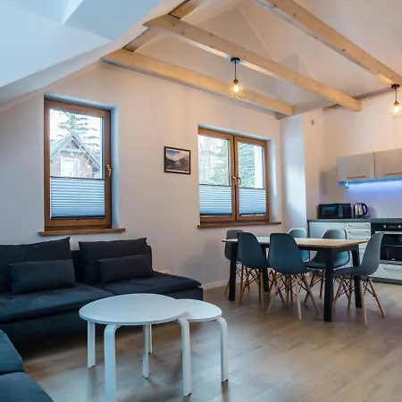 Aston -domek Przy Lesie, Przestronny, Apartamento Karpacz