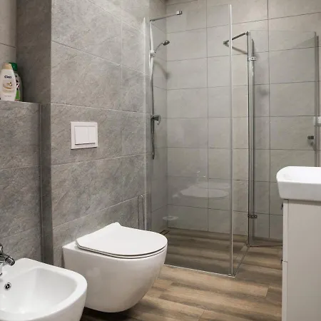 Appartamento Aston -domek Przy Lesie, Przestronny,