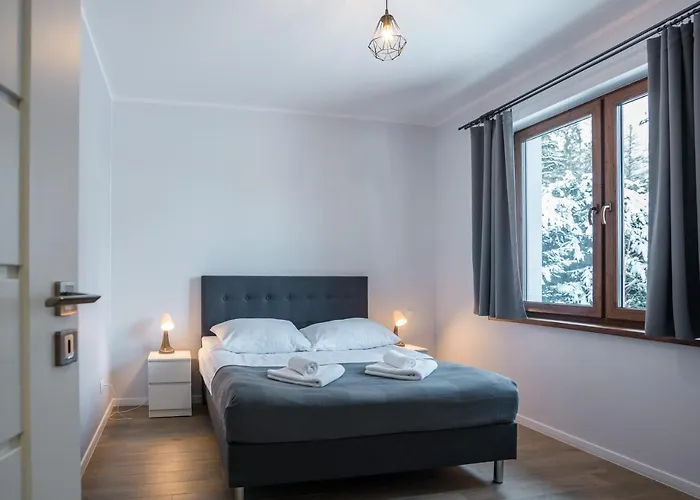 Aston -domek Przy Lesie, Przestronny,