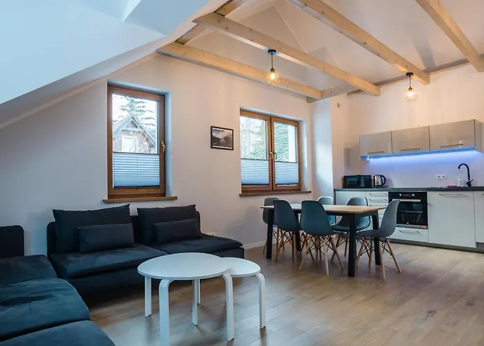 Aston -domek Przy Lesie, Przestronny, Apartamento Karpacz